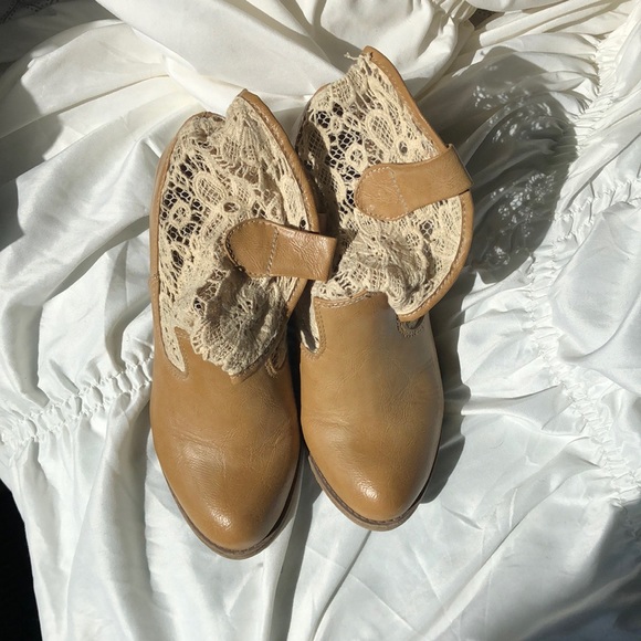 Mudd Booties - Picture 6 of 8